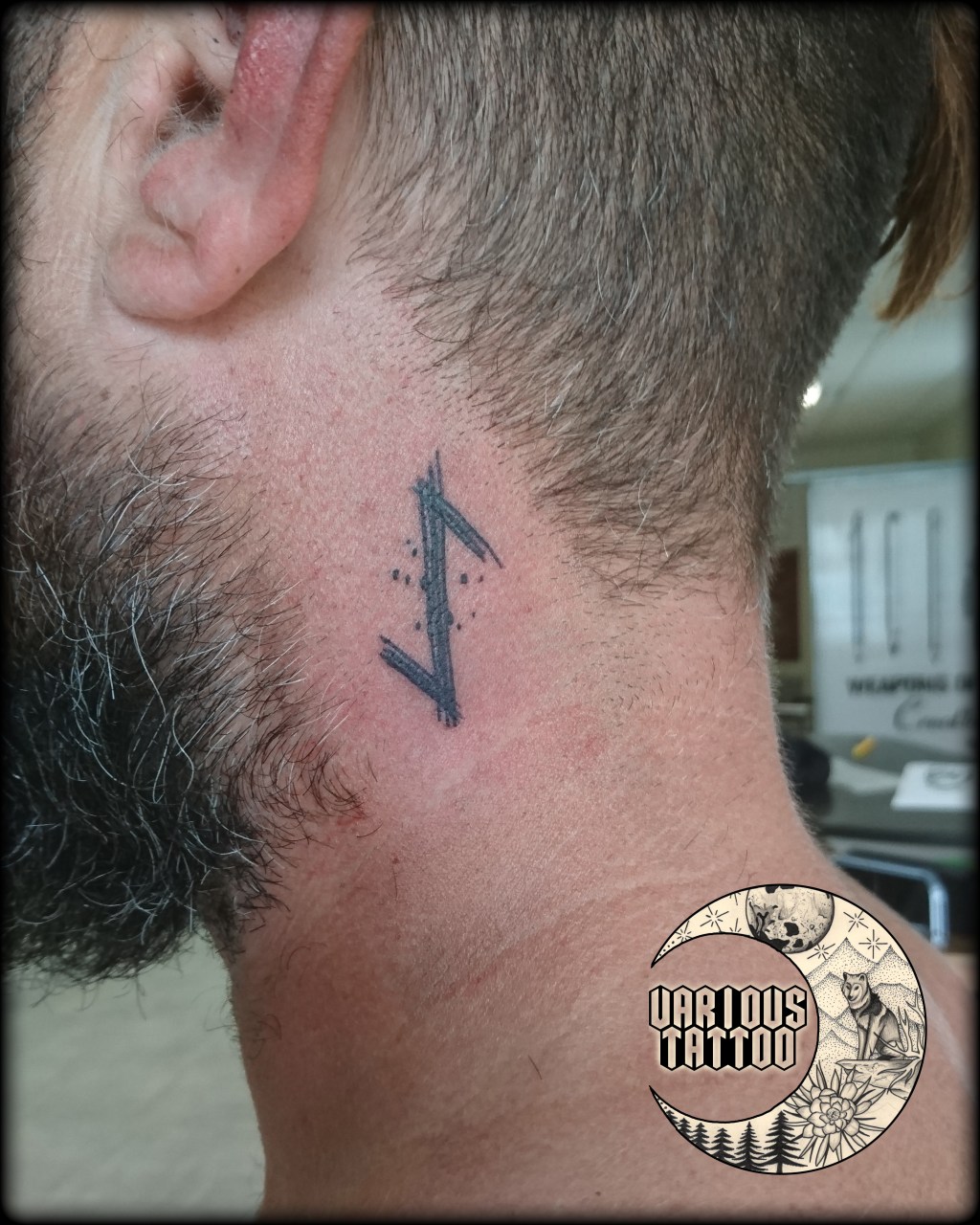 La lettre &laquo;&nbsp;Eihwaz&nbsp;&raquo;